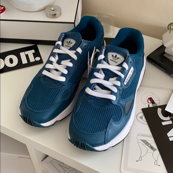 NWT Adidas Falcon rare shoes - Picture 7 of 8